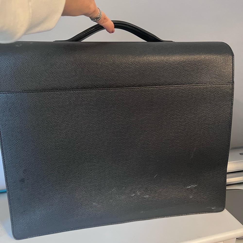 Louis Vuitton Black Briefcase Sleek Professional Design - Picture 2 of 11